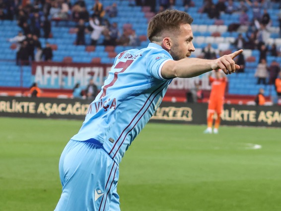 81' Edin Višća
